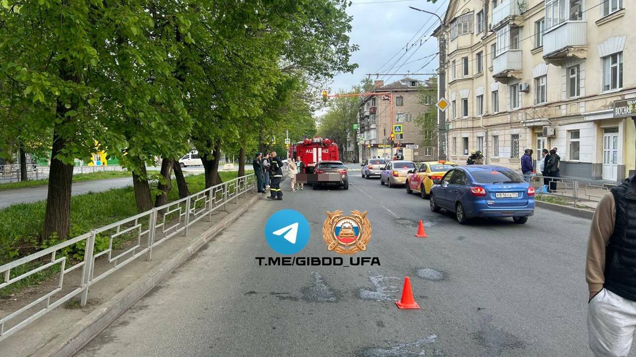 В Уфе пьяный водитель на «Ладе» влетел в пожарную машину, пострадали дети Вчера в 9-м часу вечера в Уфе на улице Кольцево...