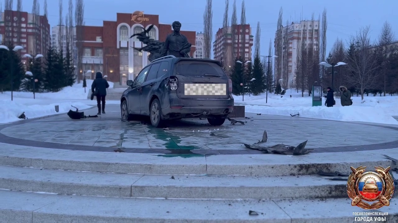 Сегодня утром в Уфе произошла авария на улице К...