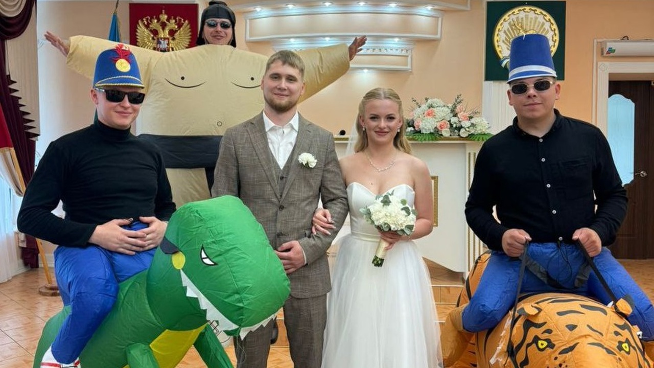 Необычная церемония прошла на днях в отделе ЗАГ...