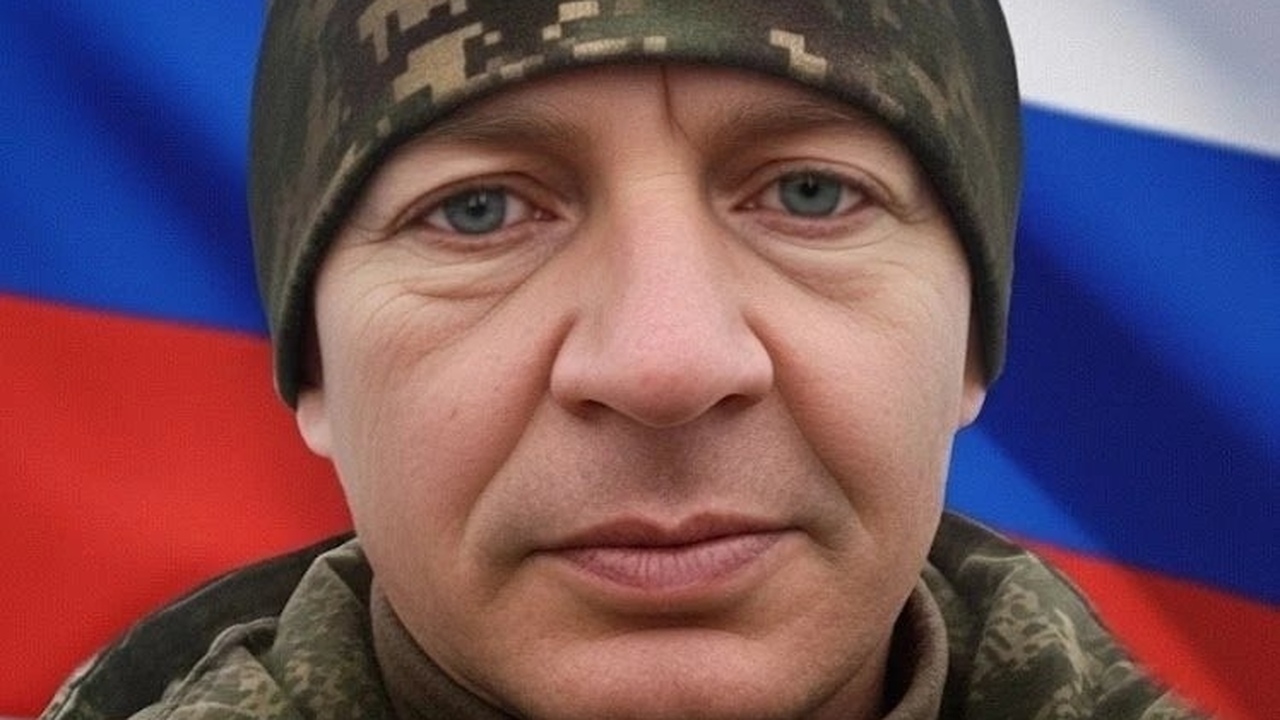 В Башкирии прощаются с погибшим почти год назад Артуром Камалетдиновым В ходе специальной военной операции погиб рядов...