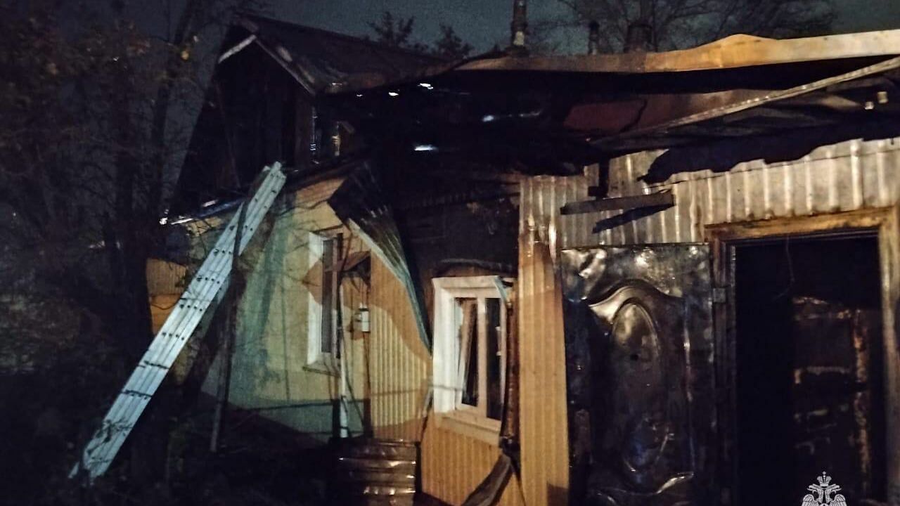 В Уфе сегодня ночью произошел пожар в двухкварт...