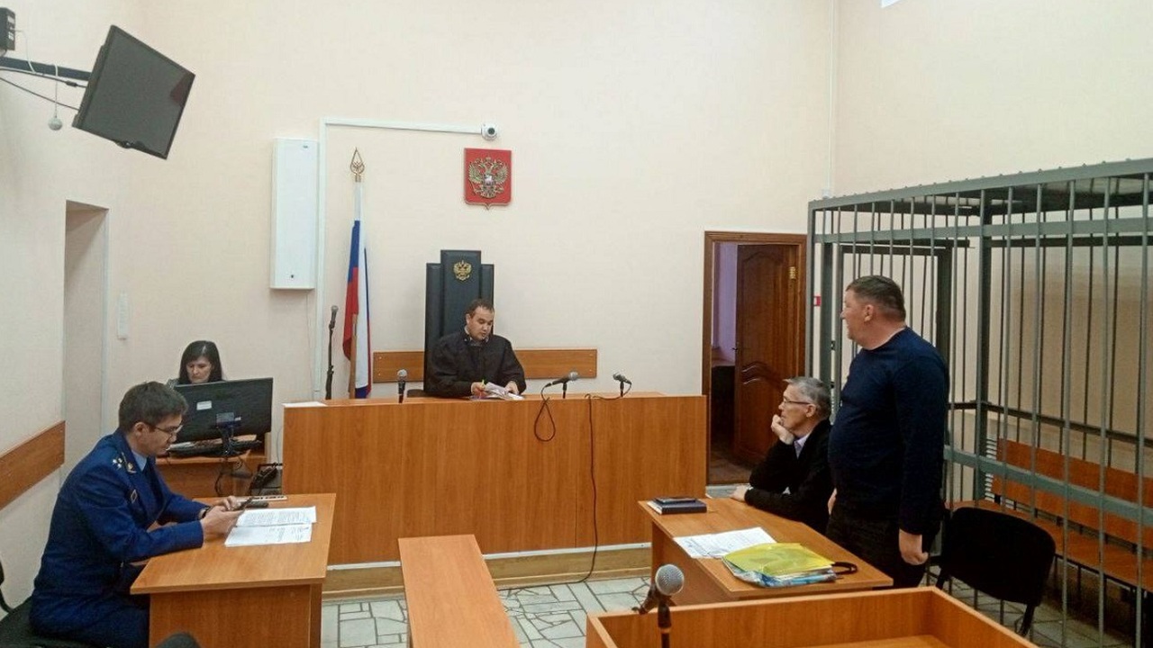 В Башкирии задержали мэра Мелеуза и экс-замглавы района В Башкирии задержали мэра Мелеуза и экс-замглав...