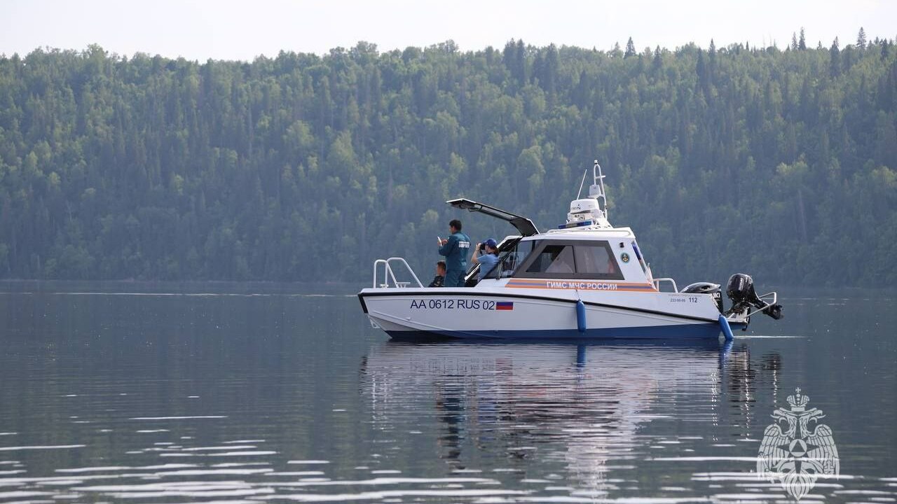На Юмагузинском водохранилище вблизи села Верхн...