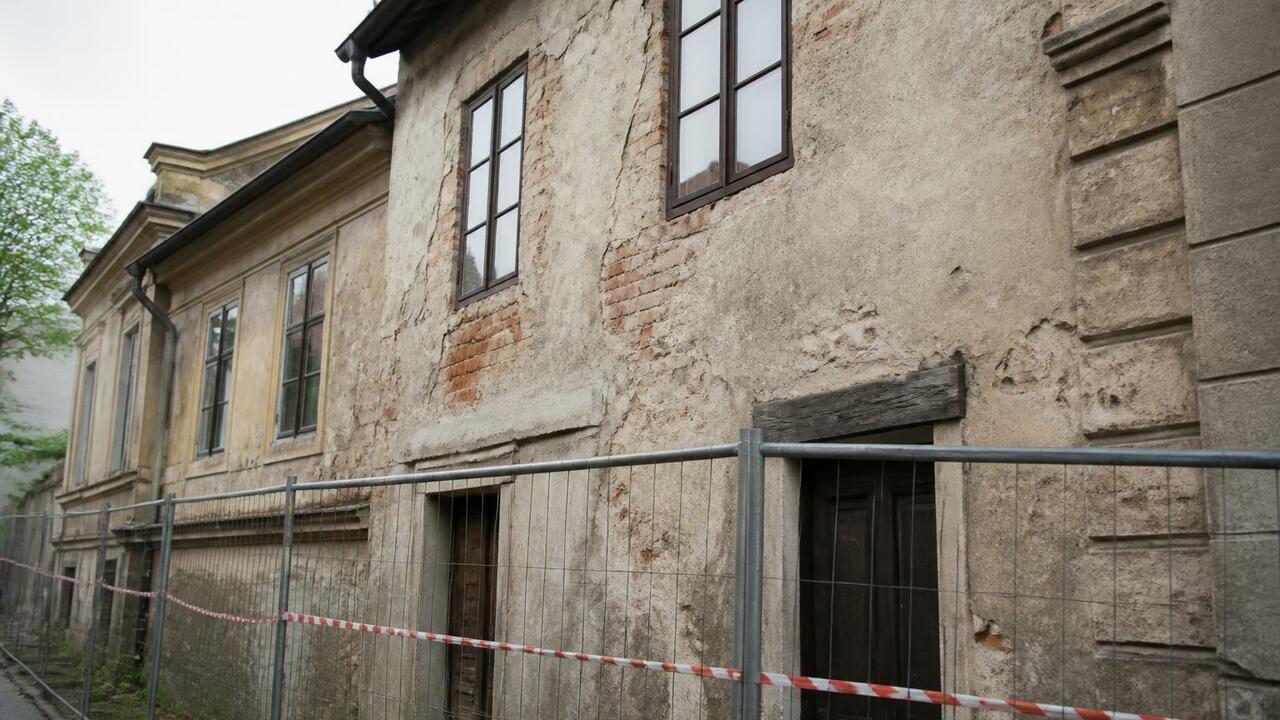 В Белорецке аварийный дом обязали расселить на пять лет раньше Суд обязал администрацию Белорецка расселить ав...