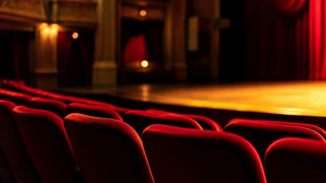 В Уфе выступил белорусский концерт-реквием «Каждый третий» В Уфе белорусские артисты представили концерт-р...