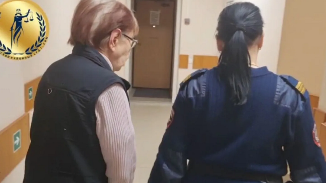 В Уфе 68-летнюю женщину осудили за убийство сына В Уфе 68-летнюю женщину осудили за убийство сына.