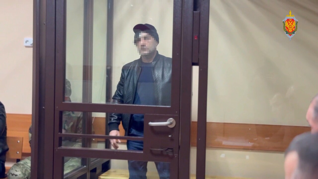 В Уфе арестовали «смотрящего» из Чечни В Уфе 49-летнего уроженца Чечни обвиняют в заня...