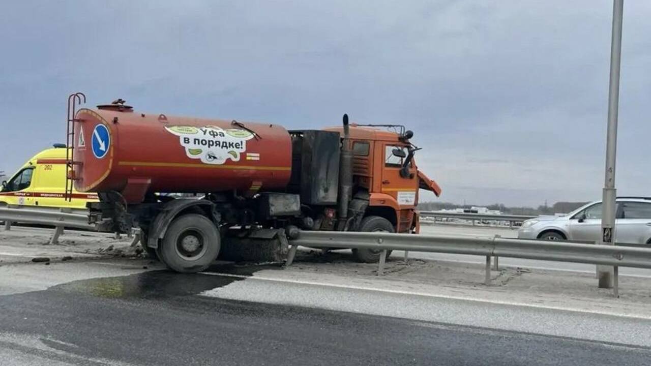 На Оренбургском тракте в Уфе произошла авария с...