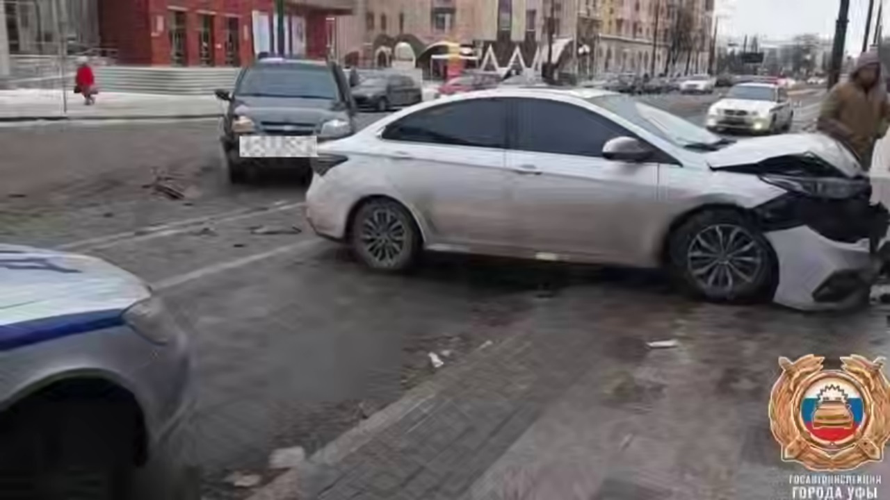 Вчера вечером, 30 января, на улице Ленина у дом...