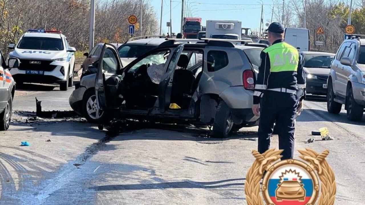 В Уфе сегодня в полдень произошло ДТП с погибши...