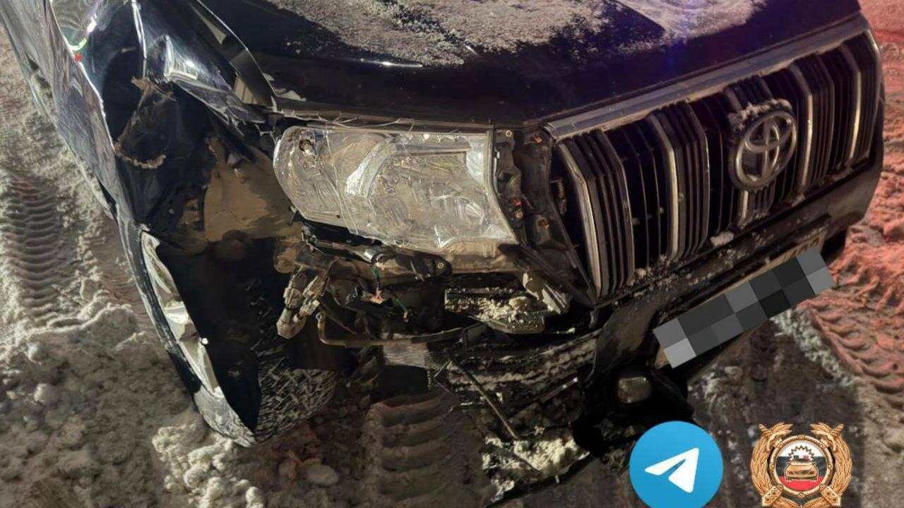 Утром 2 января в Уфе произошла авария на улице ...