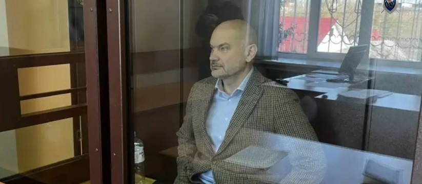 В Уфе арестовали депутата горсовета Александра Дегтева В Уфе арестовали депутат горсовета Александра Д...