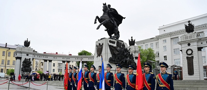 Глава Башкирии Радий Хабиров поздравил жителей ...