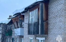 В селе в Башкирии обрушилась крыша многоквартир...